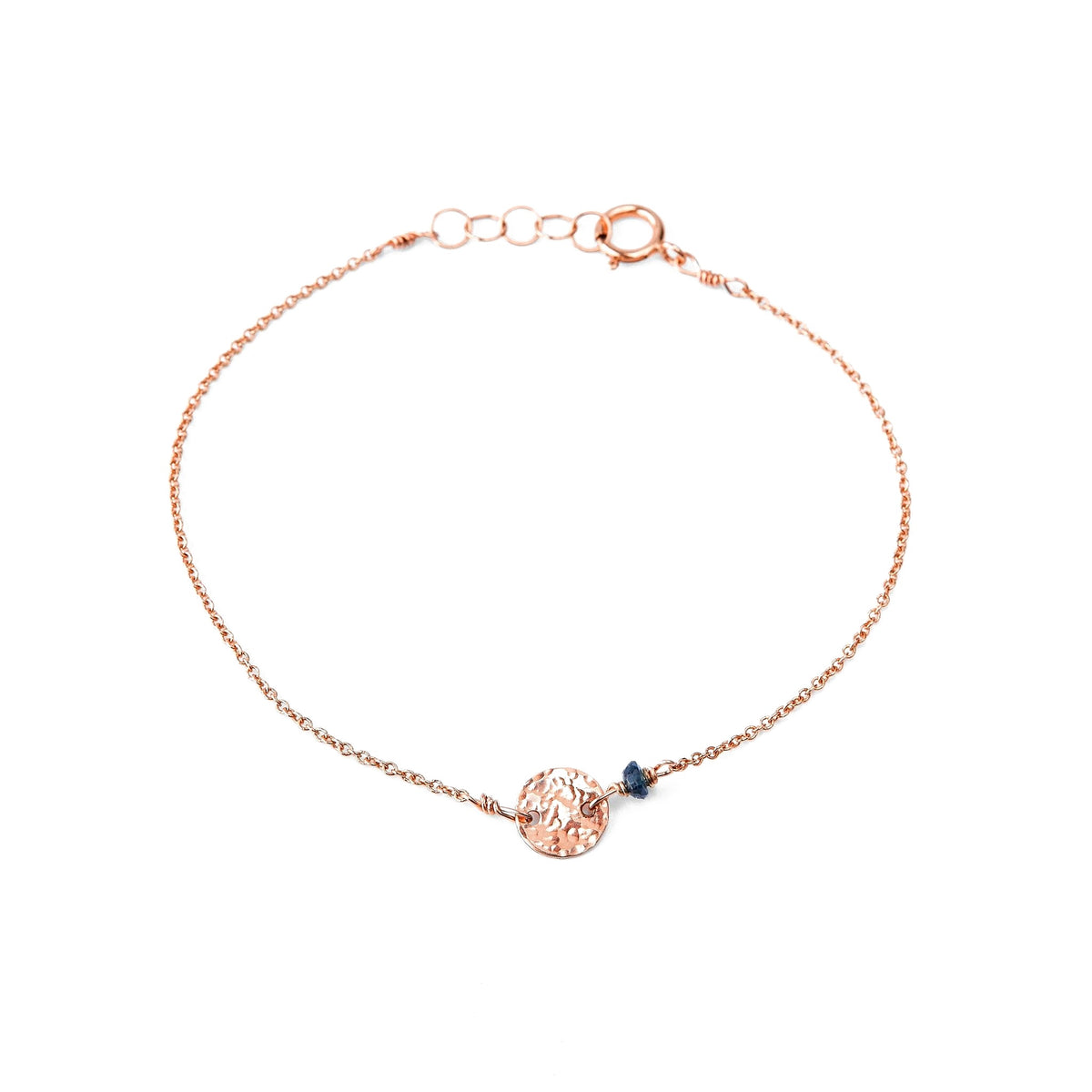 Bracelet disque martelé et pierre – bijou fait main LYLAN (vue 2)